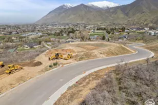 304 S Krissa St, Mapleton, UT 84664 - Photo 1