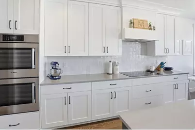 656 Herald Dr W, Saratoga Springs, UT 84045 - Photo 17