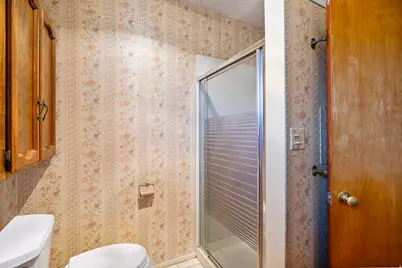 281 N Center St, Lehi, UT 84043 - Photo 9