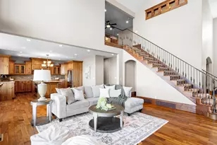 2752 S Sandalwood Cir, Saratoga Springs, UT 84045 - Photo 5