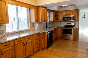 7931 S Norwood Rd, Cottonwood Heights, UT 84121 - Photo 11