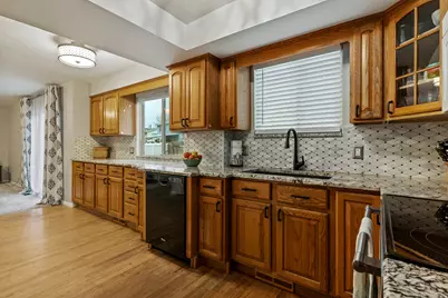 7931 S Norwood Rd, Cottonwood Heights, UT 84121 - Photo 13