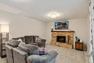 7931 S Norwood Rd, Cottonwood Heights, UT 84121 - Photo 7