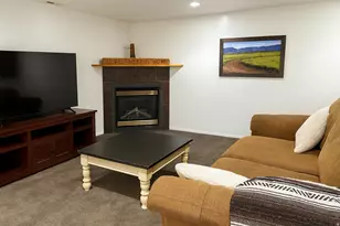 561 E 250 N, Vernal, UT 84078 - Photo 7