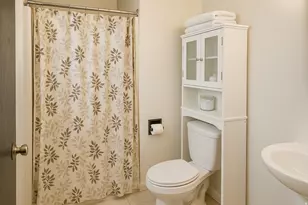 561 E 250 N, Vernal, UT 84078 - Photo 5