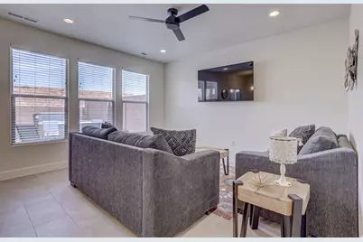 1301 E Vista Roja Pl, Washington, UT 84780 - Photo 5