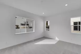 243 E Polaris Dr, Saratoga Springs, UT 84045 - Photo 13