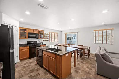 3528 S Finch St, Syracuse, UT 84075 - Photo 5