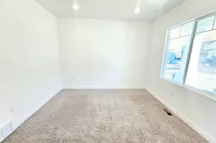 8483 N Colette St, Lake Point, UT 84074 - Photo 5