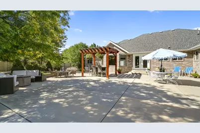 1325 W Park Meadows Dr, Mapleton, UT 84664 - Photo 33