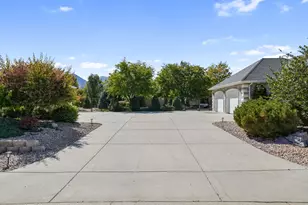 1325 W Pk Mdws Dr, Mapleton, UT 84664 - Photo 5