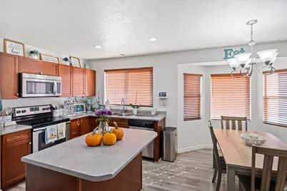 6087 W Stillridge Dr, West Valley, UT 84128 - Photo 9