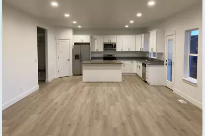 1186 Vista Ridge Dr, Santaquin, UT 84655 - Photo 3