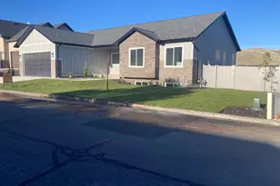 1186 Vista Ridge Dr, Santaquin, UT 84655 - Photo 3