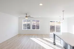 2711 N Blue Dawn Ln, Saratoga Springs, UT 84045 - Photo 9