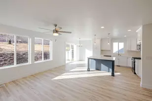 2711 N Blue Dawn Ln, Saratoga Springs, UT 84045 - Photo 17