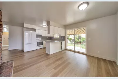 9294 S 2700 W, West Jordan, UT 84088 - Photo 5