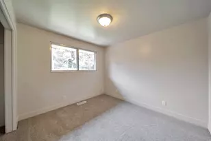 9294 S 2700 W, West Jordan, UT 84088 - Photo 9