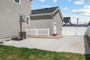 1437 W Stable St, Lindon, UT 84042 - Photo 33