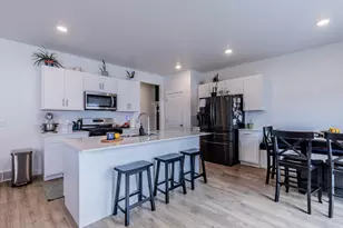 3722 S Alluvial Dr, Magna, UT 84044 - Photo 7