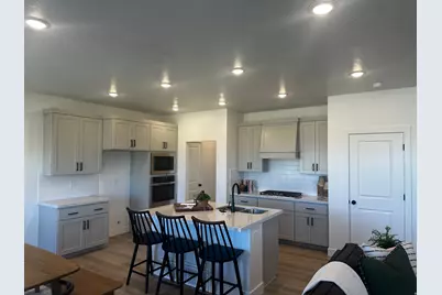 18 S Lunar Way, Mapleton, UT 84664 - Photo 3