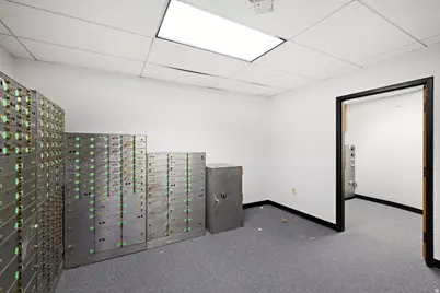 2714 S 300 W, Salt Lake City, UT 84115 - Photo 43