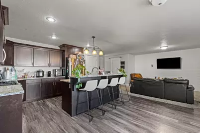 284 W 20 N, Hyrum, UT 84319 - Photo 13