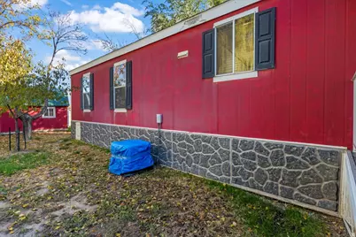 221 E Jordan View Dr S, Sandy, UT 84070 - Photo 3