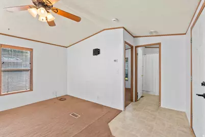 221 E Jordan View Dr S, Sandy, UT 84070 - Photo 15