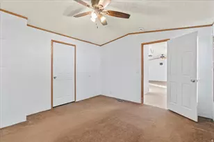 221 E Jordan View Dr S, Sandy, UT 84070 - Photo 13