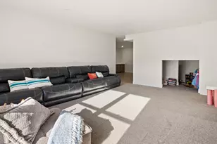 6188 E Hummingbird Pt, Huntsville, UT 84317 - Photo 47