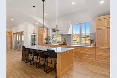 6188 E Hummingbird Pt, Huntsville, UT 84317 - Photo 13
