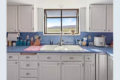 255 W 500 S, Ferron, UT 84523 - Photo 5