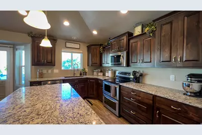 2072 N 275 E, North Ogden, UT 84414 - Photo 7