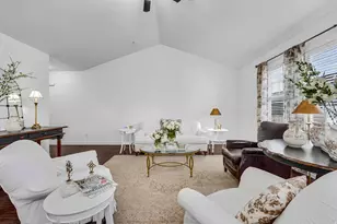 10711 S Navarro Way, South Jordan, UT 84009 - Photo 11