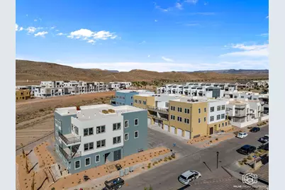 757 W Periwinkle Ln #201, Saint George, UT 84790 - Photo 17