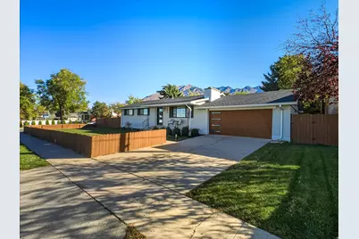 6851 S 2300 E, Cottonwood Heights, UT 84121 - Photo 47