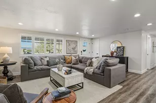 6851 S 2300 E, Cottonwood Heights, UT 84121 - Photo 5