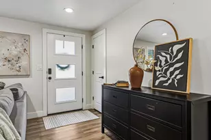 6851 S 2300 E, Cottonwood Heights, UT 84121 - Photo 3