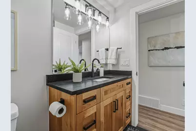 6851 S 2300 E, Cottonwood Heights, UT 84121 - Photo 29