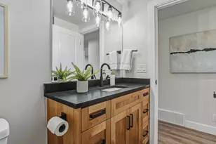 6851 S 2300 E, Cottonwood Heights, UT 84121 - Photo 29