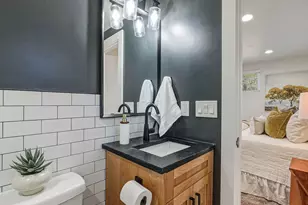 6851 S 2300 E, Cottonwood Heights, UT 84121 - Photo 23