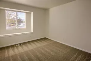 9941 S Birnam Woods Way W, South Jordan, UT 84009 - Photo 15