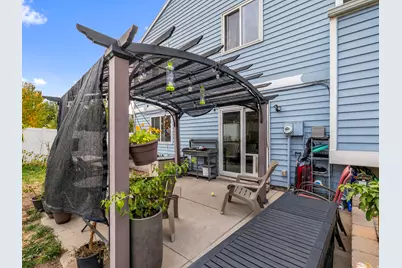 11855 S Hidden Valley Dr, Sandy, UT 84094 - Photo 33