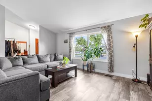 11855 S Hidden Valley Dr, Sandy, UT 84094 - Photo 11