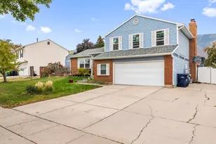 11855 S Hidden Valley Dr, Sandy, UT 84094 - Photo 3