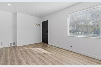 889 N 900 W, Salt Lake City, UT 84116 - Photo 13