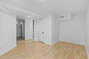 889 N 900 W, Salt Lake City, UT 84116 - Photo 25