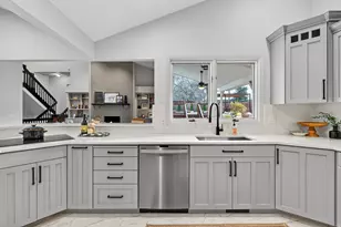 2774 E Robidoux Rd S, Sandy, UT 84093 - Photo 17