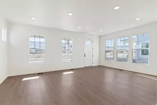 892 W Caroline Dr S, Saratoga Springs, UT 84045 - Photo 3